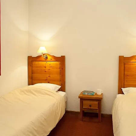 Madame Vacances - Les Valmonts Hotel 2*