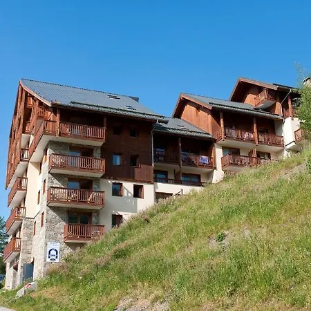 Madame Vacances - Les Valmonts Hotel