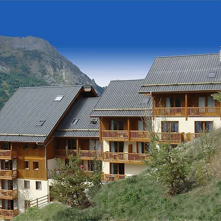 Madame Vacances - Les Valmonts Hotel