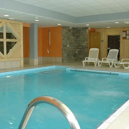 Madame Vacances - Les Valmonts Hotel 2*